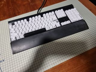 (Category: ) located in . Submitted by keewy.sg (Listing ID 1090293069, Image 1). Description: .