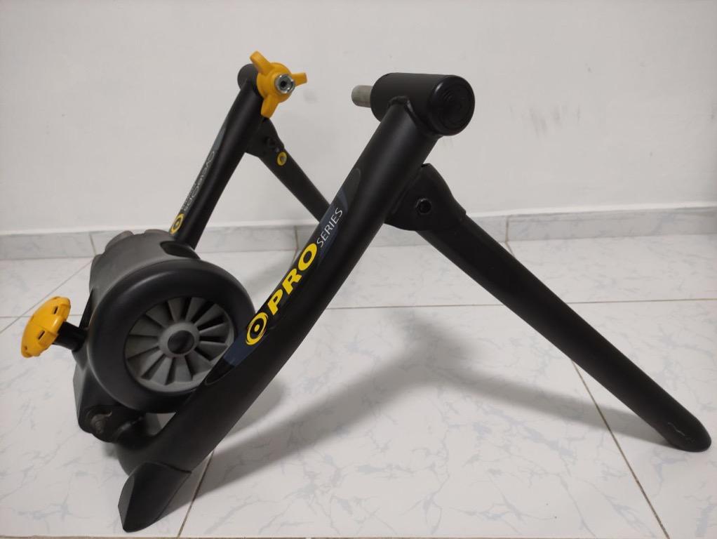 CycleOps Jet Fluid Pro Bicycle Trainer