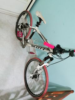 (Category: ) located in . Submitted by ian147 (Listing ID 1090360640, Image 1). Description: .