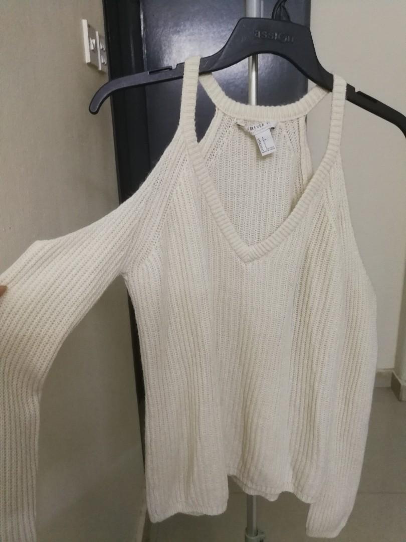 Cold shoulder sweater forever 21 hotsell
