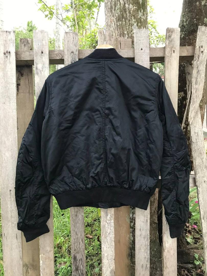 Gap black bomber hotsell jacket