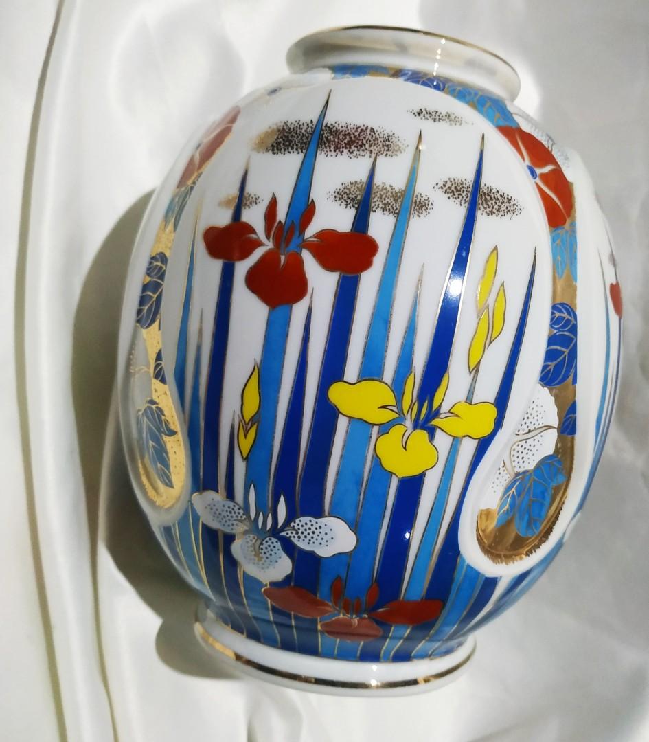 Imari Oriental Vase Hobbies Toys Collectibles Memorabilia Vintage Collectibles On Carousell