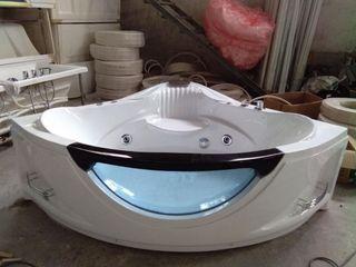 Indoor Bathtub Jacuzzi Model 8903