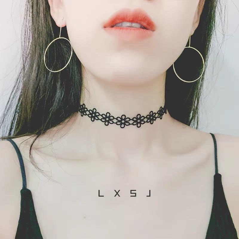Choker necklace online black colour