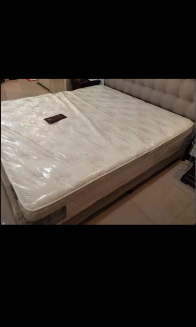 King Koil Like New With Certificate N Warranty Card Baru Pakai 3 Bulan Perabotan Rumah Di Carousell