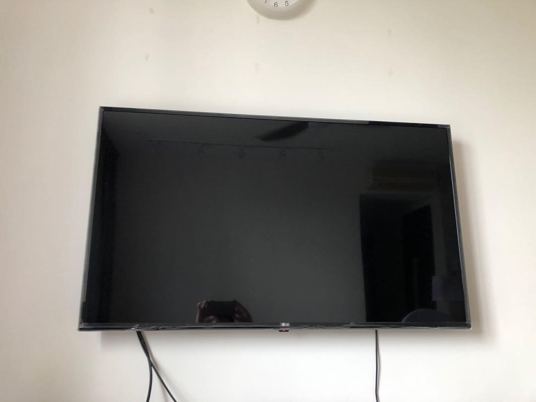 LG47inch, TV & Home Appliances, TV & Entertainment, TV on Carousell