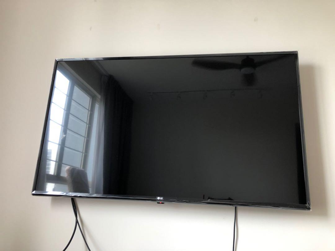 LG47inch, TV & Home Appliances, TV & Entertainment, TV on Carousell