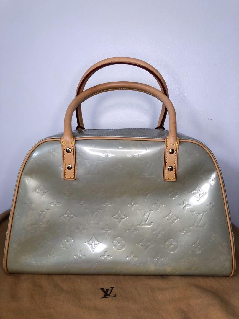 Louis Vuitton Tompkins Square Handbag 360331