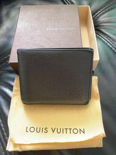 Louis Vuitton Taiga Portefeiulle Multiple Wallet M30295 Noir Wallet for  sale online