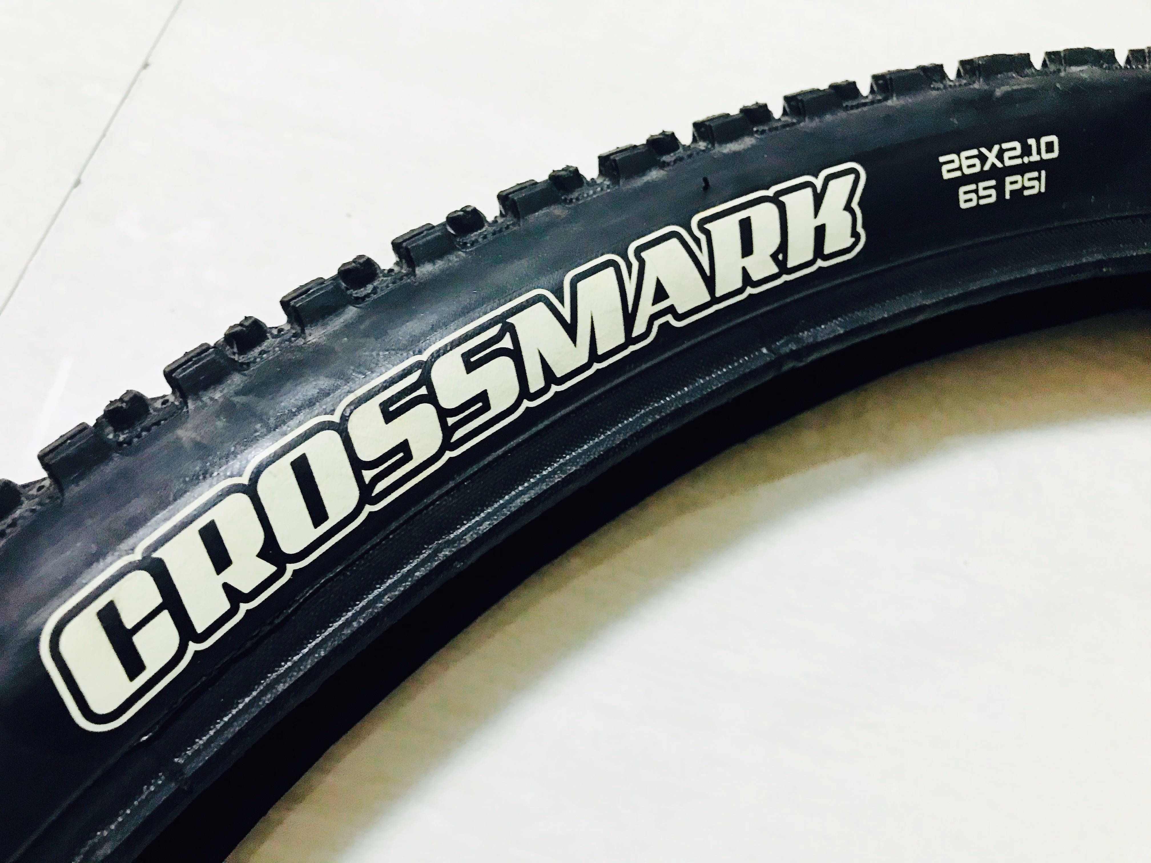 Maxxis Crossmark Tyre (26 x 2.10 