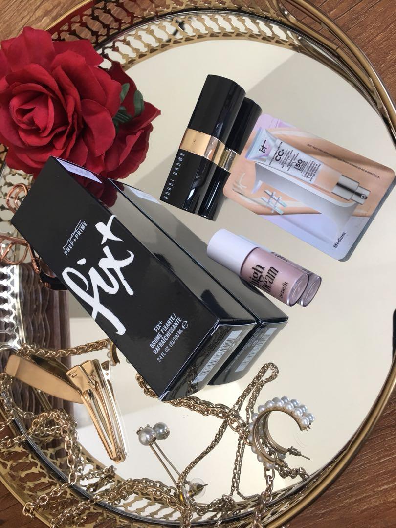 Mac X Benefit X Bobbi Brown X It Cosmetics Model Off Duty Date Night Look Makeup Bundle Beauty Personal Care Face Makeup On Carousell