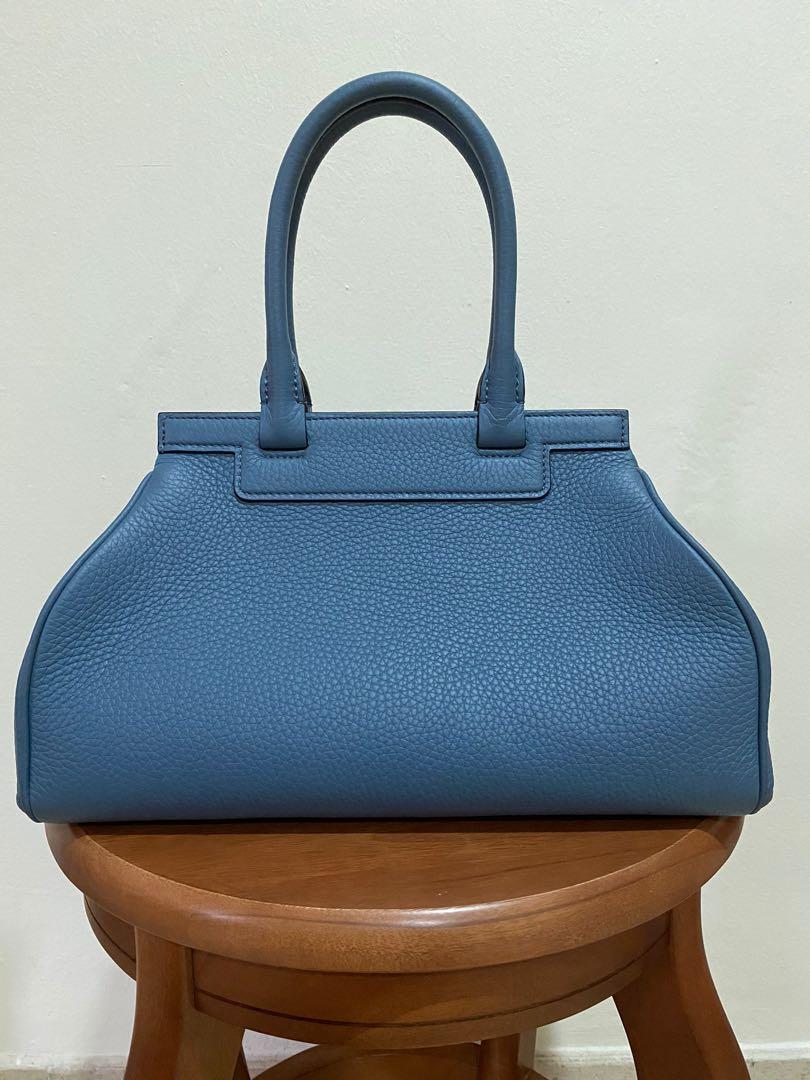 NEW Moynat Pauline bag MM size , Luxury, Bags & Wallets on Carousell