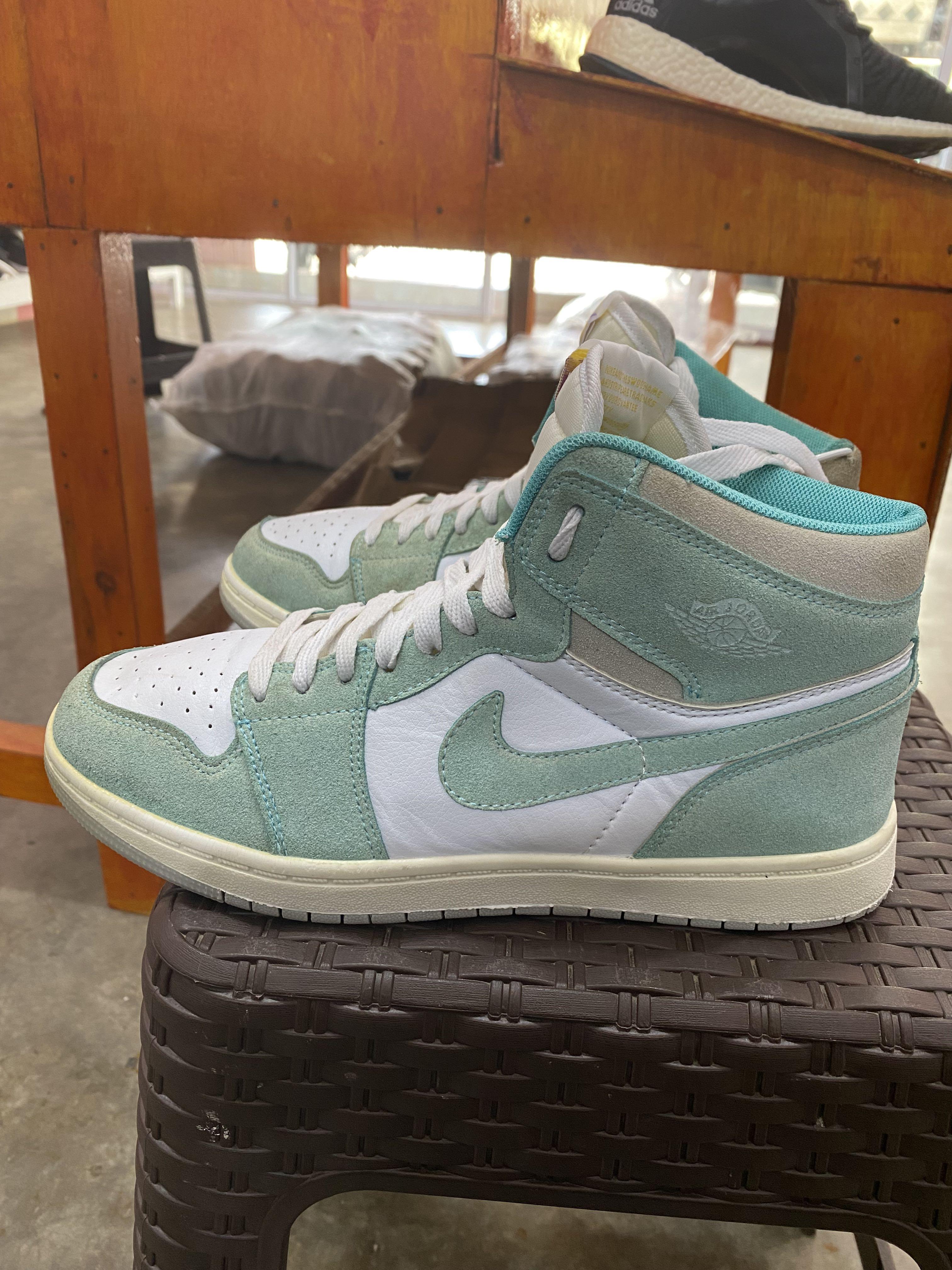 Nike air jordan 1 turbo green high second, Fesyen Pria, Sepatu , Sneakers  di Carousell