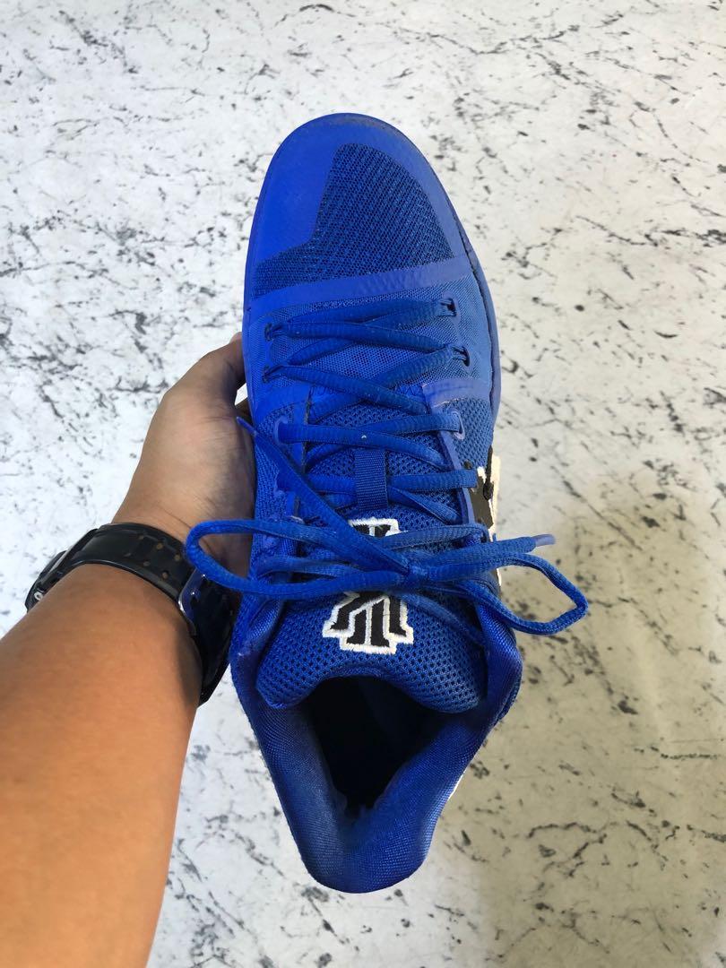 Nike Kyrie 3 Duke Black Game Royal 8.5 US Men s Fashion