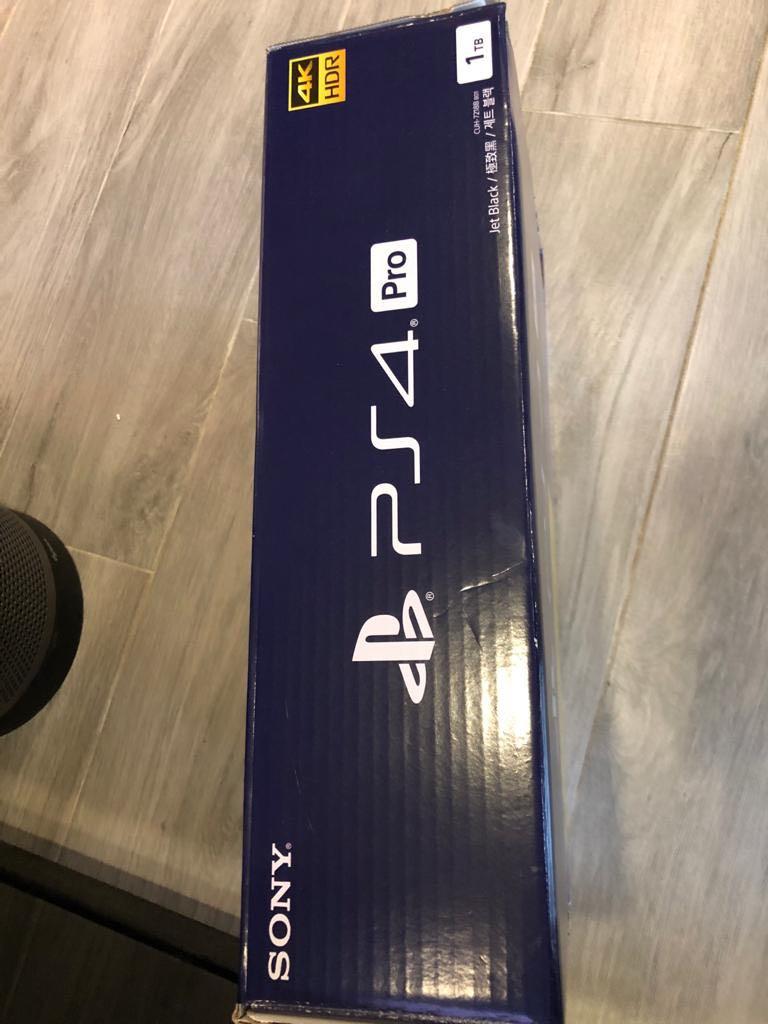 Ps4 Pro 1tb 遊戲機playstation 連手掣火牛配件 遊戲機 遊戲機裝飾配件 手掣 Carousell Ps4 Pro 1tb 遊戲機playstation 連手掣火牛配件 遊戲機 遊戲機裝飾配件 手掣 Carousell