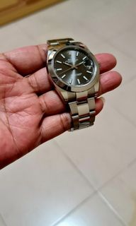 (Category: ) located in . Submitted by Collection_Sg (Listing ID 1090377752, Image 1). Description: .