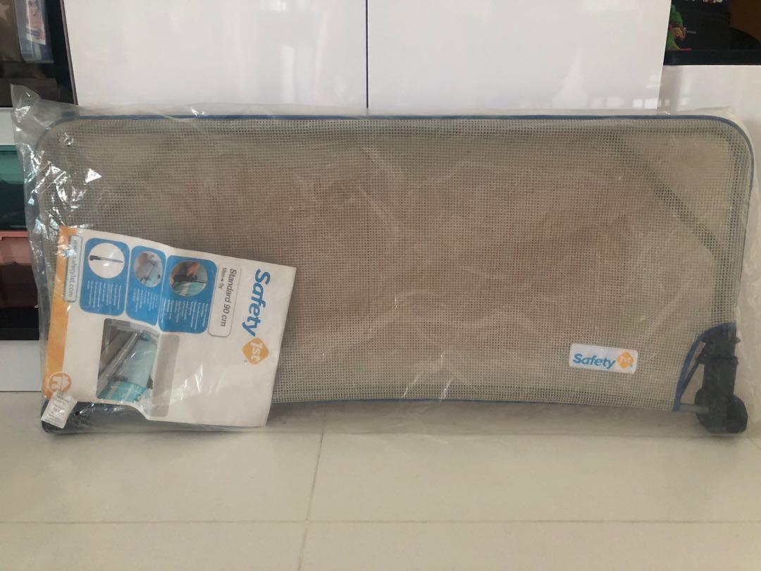 Safety First Bed Guard, Babies & Kids, Baby Nursery & Kids Furniture