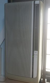 (Category: ) located in . Submitted by cheap_sgp (Listing ID 1090318195, Image 1). Description: .