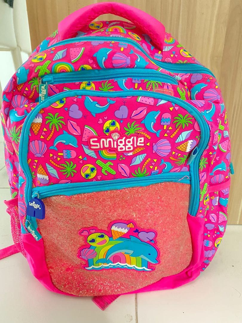 smiggle dog bag