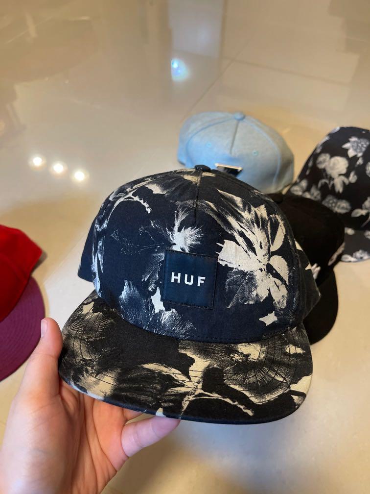 Snapbacks (Category: Caps & Hats) located in Singapore. Submitted by stjmz (Listing ID 1090324947, Image 3). Description: ALL AUTHENTIC 1. Red nike snapback BN (SOLD) 2. HUF (SOLD) 3. HATER 4. TOPMAN 5. LIMPEH (Shigga shay) SOLD.