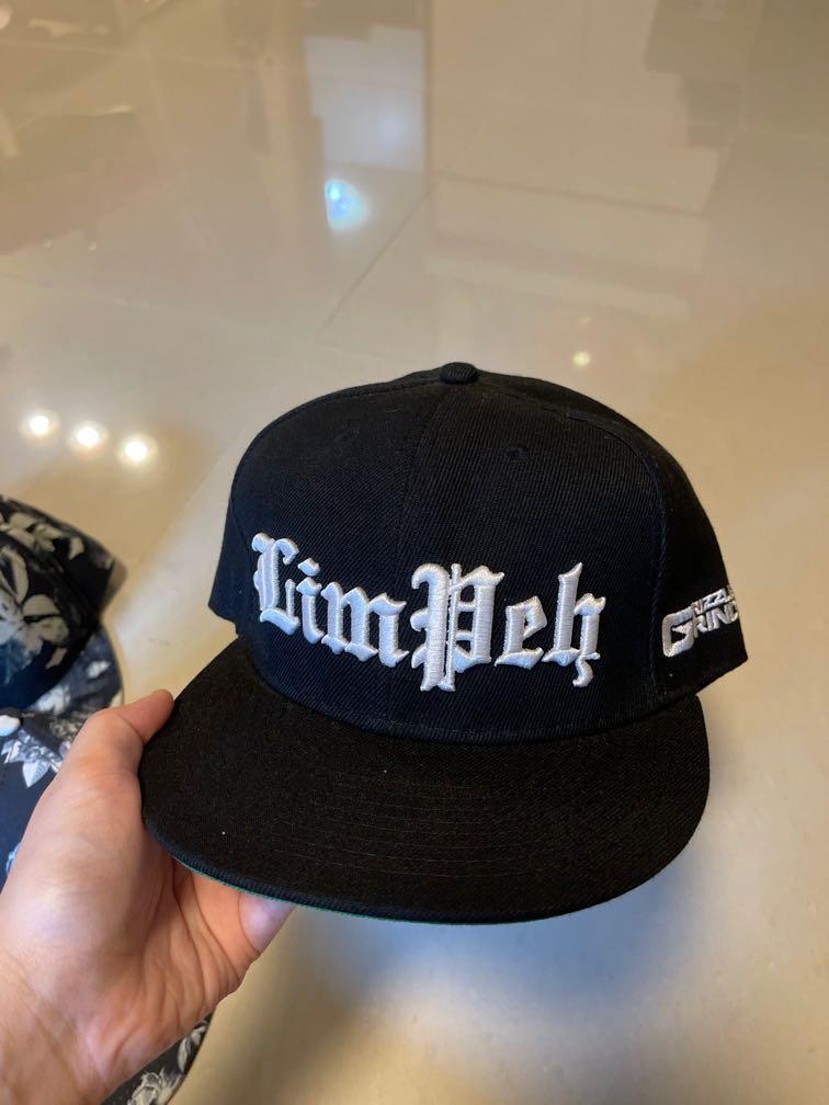 Snapbacks (Category: Caps & Hats) located in Singapore. Submitted by stjmz (Listing ID 1090324947, Image 6). Description: ALL AUTHENTIC 1. Red nike snapback BN (SOLD) 2. HUF (SOLD) 3. HATER 4. TOPMAN 5. LIMPEH (Shigga shay) SOLD.