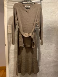 （分類：）位於 。 由 charlety 提交（商品編號 1090360077，圖片 1）。簡介： 。