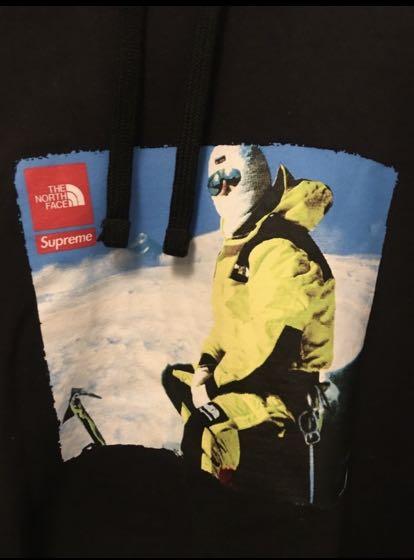 The north face x supreme sweatshirt best sale
