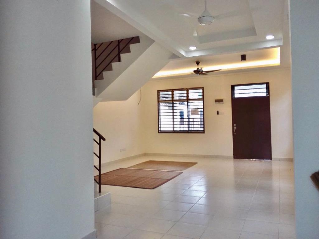 Taman Scientex Kulai 2 Double Storey End Lot With Land 18x70 5feet Property For Sale On Carousell