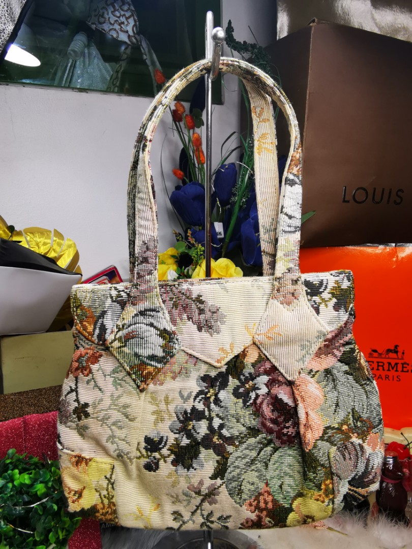 Vivienne Westwood London Handbag Luxury Bags Wallets On Carousell