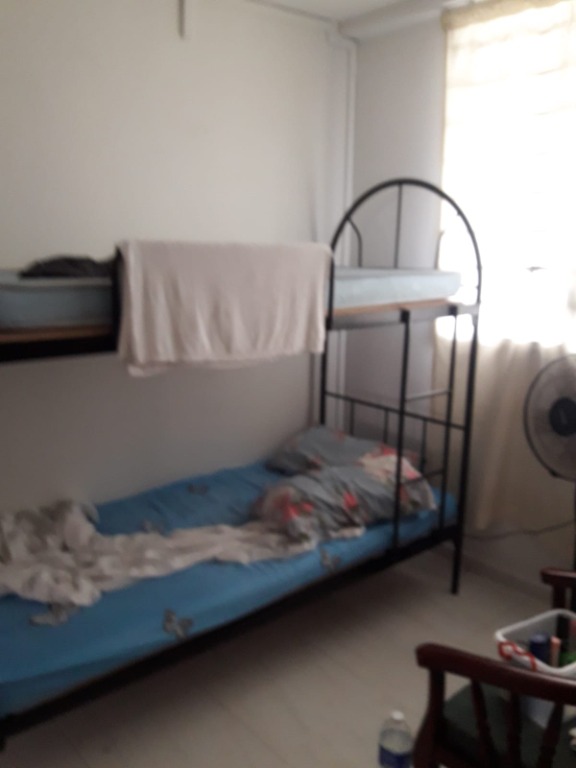400 each ROOM SHARING at bedok for male/female pax, Property