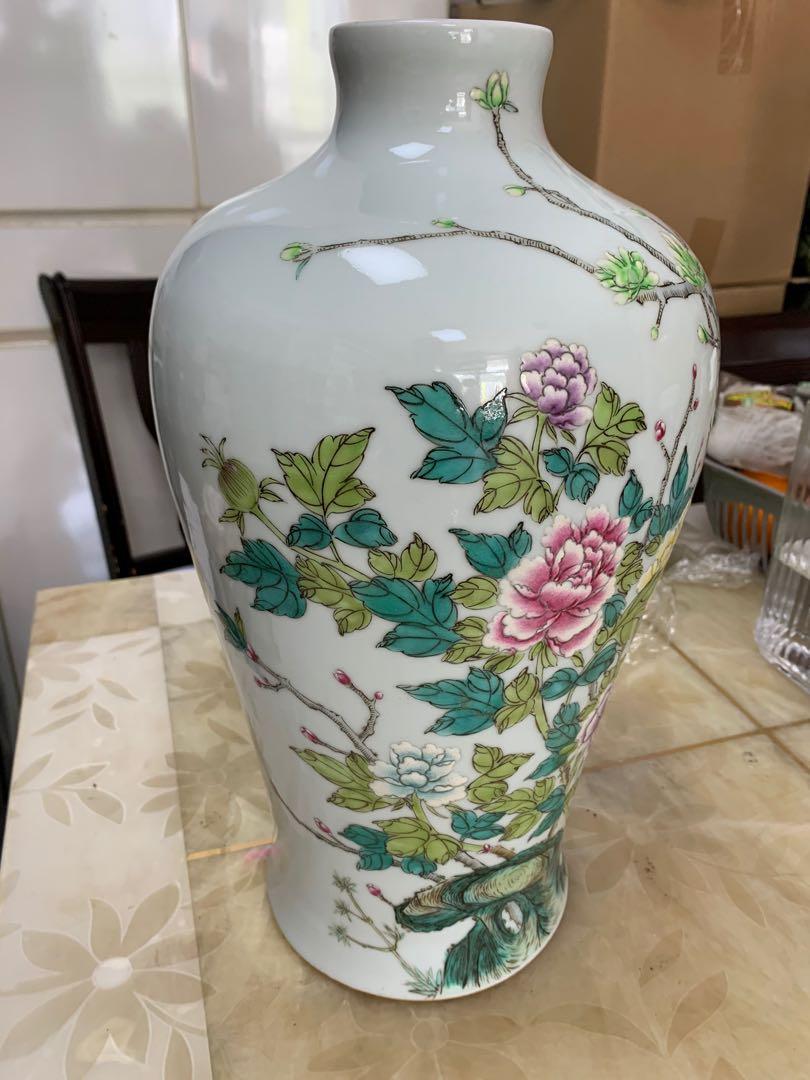古董陶瓷琺琅彩詩文花鳥梅瓶(款大清乾隆年製) 花瓶, 興趣及遊戲, 收藏