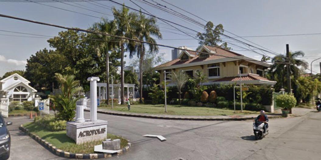 Acropolis Quezon City -VACANT LOT (Category: Lot) located in Pasig City. Submitted by brokerhanstaneo_09178038728 (Listing ID 1090589661, Image 1). Description: Acropolis Lot only La : 300 sqm 337k per sqm or P101.1M DIRECT BUYERS ONLY.