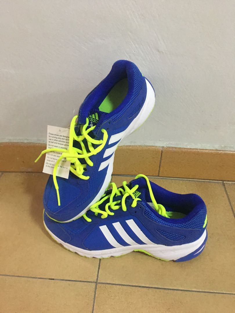 Adidas running shoes US 7.5, Women's Fashion, Footwear, Sneakers on