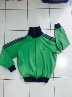 (Category: ) located in . Submitted by barong.co (Listing ID 1086850989, Image 1). Description: .