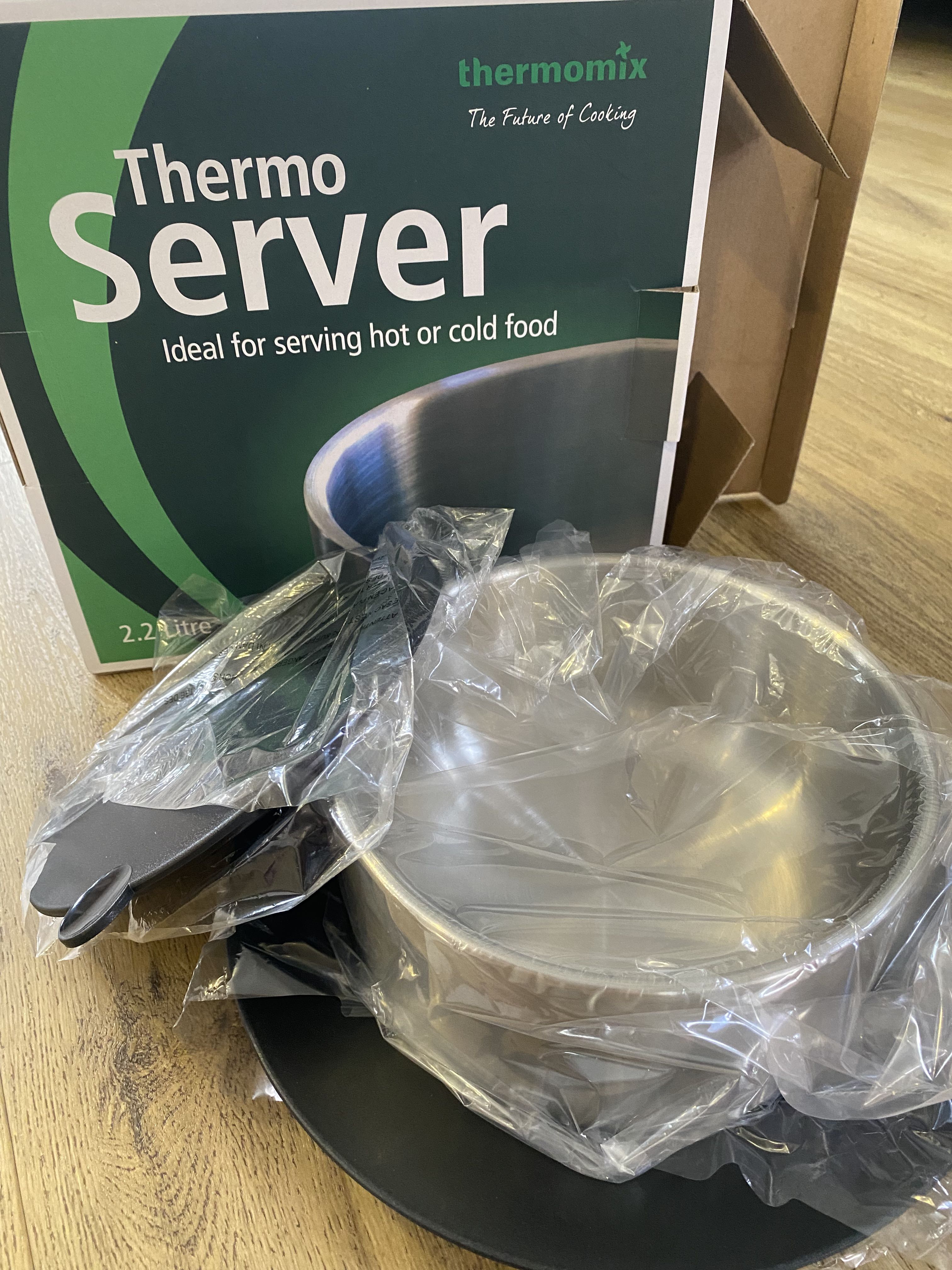 Authentic Thermoserver 2.2l, TV & Home Appliances, Kitchen Appliances