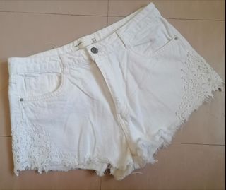 (Category: ) located in . Submitted by closetmuse.ph (Listing ID 1090626465, Image 1). Description: .