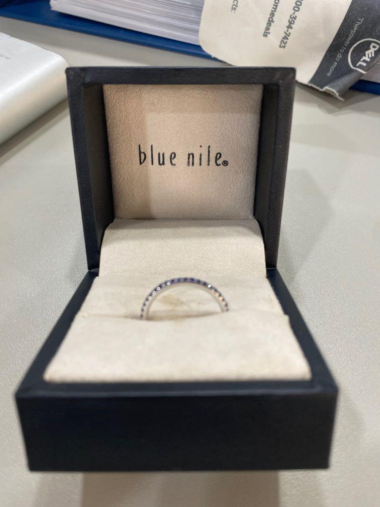 Riviera pavé top diamond ring