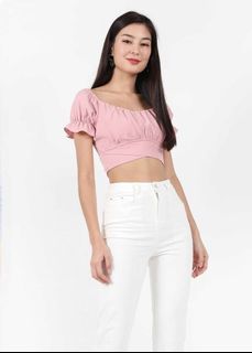 (Category: ) located in . Submitted by wardrobexchange (Listing ID 1090456955, Image 1). Description: .