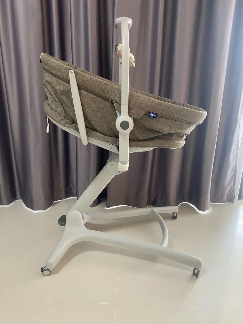 Chicco Hug 4 in 1 baby cot, portable, Babies & Kids, Baby Nursery