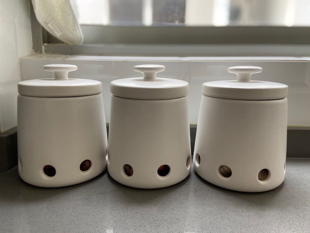 Crate & Barrel CB2 garlic onion keeper, Furniture & Home Living