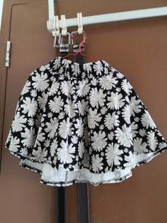 Daisy 🌼 skirt