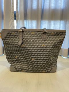 (Category: ) located in . Submitted by bespoke8 (Listing ID 1090478643, Image 1). Description: .