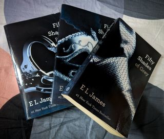 （分類：）位於 。 由 newbookhere00 提交（商品編號 1090462720，圖片 1）。簡介： 。