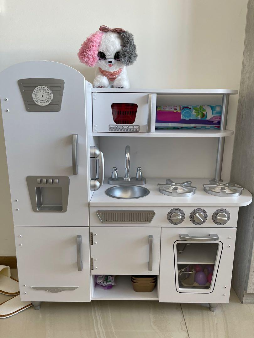 Kidkraft Vintage Kitchen In White Babies Kids Baby Nursery Kids Furniture Kids Tables Chairs On Carousell