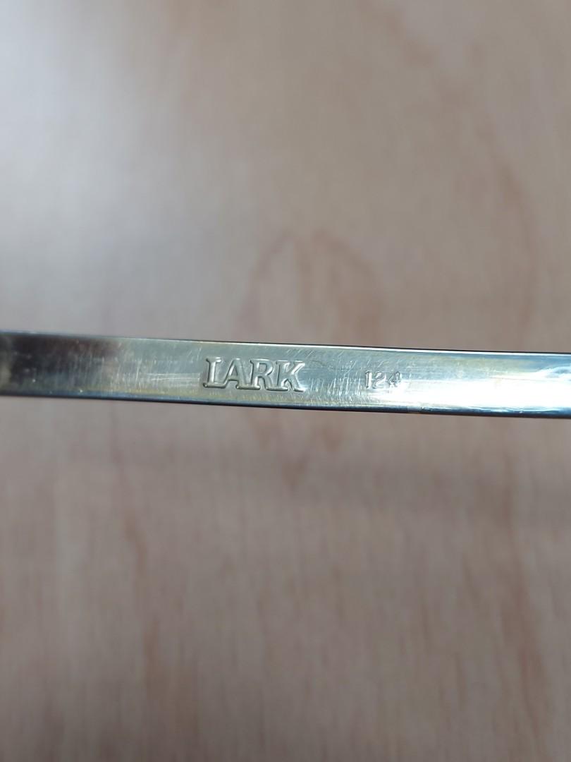 Lark 眼鏡鈦金屬日幣26000 約台幣6500, 手機及配件, 智慧穿戴裝置及智慧手錶在旋轉拍賣