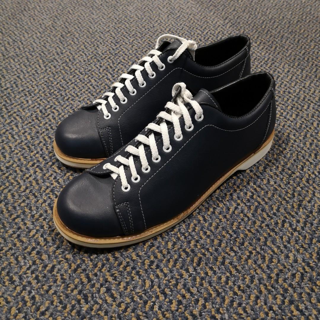 Linds classic bowling shoes store