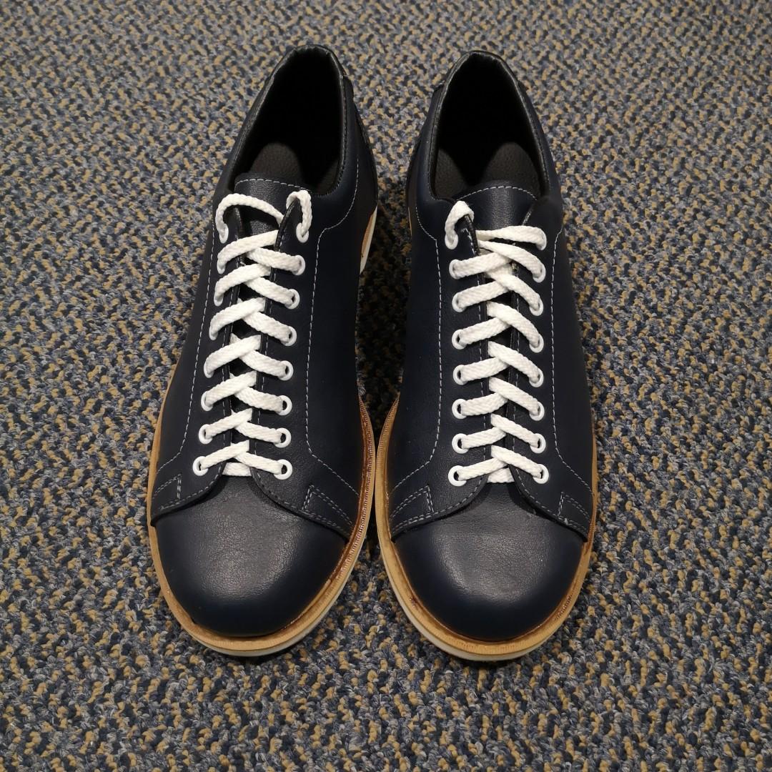 Linds classic outlet bowling shoes