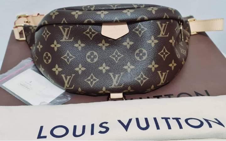 lv bumbag 2018