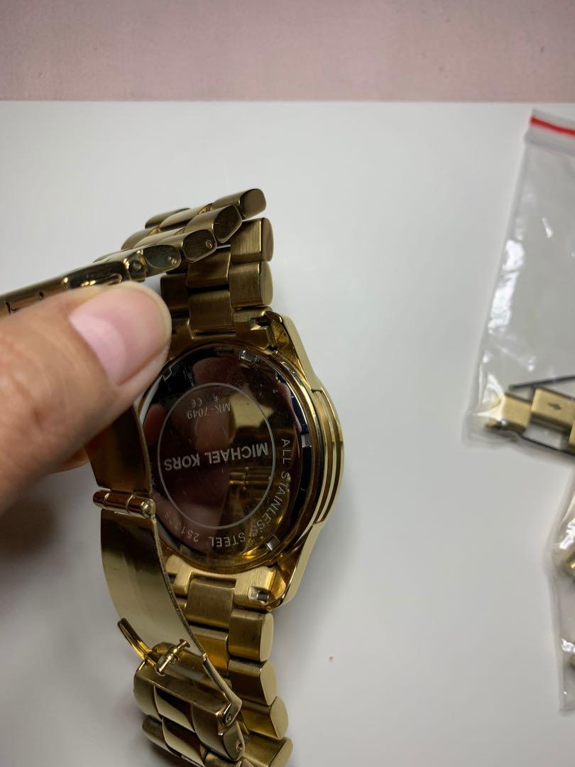 Michael Kors Mens Watch gold with blue 