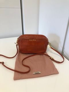 （分類：）位於 。 由 king.t 提交（商品編號 1090484378，圖片 1）。簡介： 。